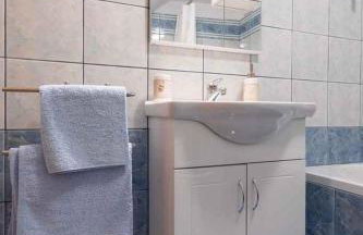 Holiday home in Vrbnik - Insel Krk 47398 - Foto 2