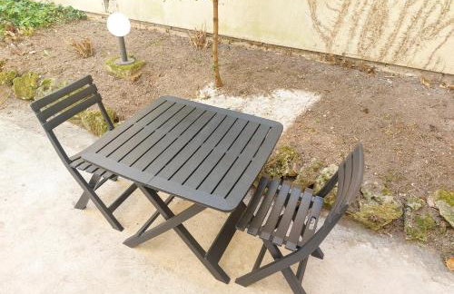 Le Petit Versailles - Face gare - Wifi - Baignoire - Foto 21