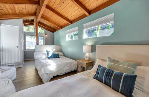 OCEAN FRONT Beach HOUSE! Private Stairs to SAND! - Foto 47