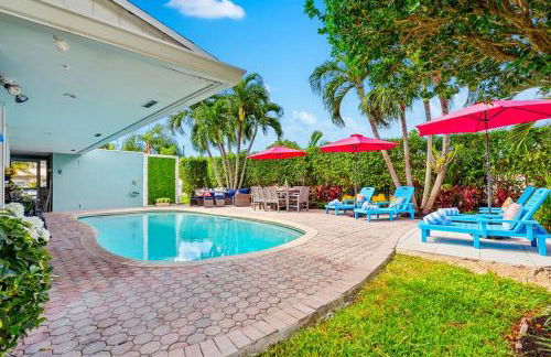 Chic 4BR Htd Pool, 5 min to beach, PAC-MAN, Games - Foto 24