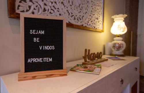 Casa dos Livros - Guest House - Foto 35