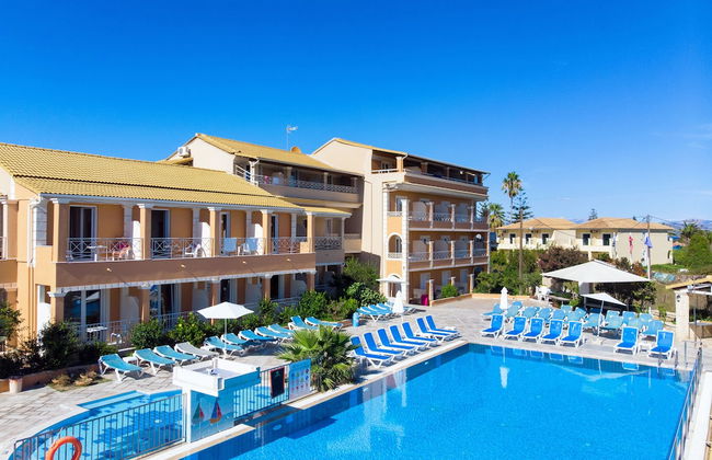 Kavos Plaza Hotel - Foto 1