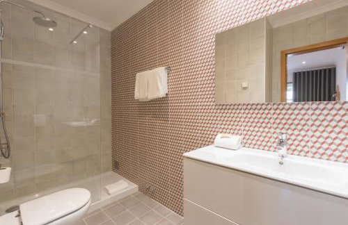 Pine Tree Seaside Apartments 500m to Beach - Foto 60