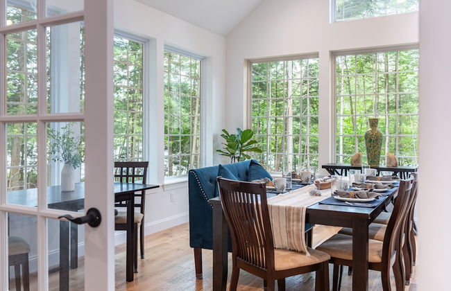 Luxuriously Lakeside by Avantstay Lakefront Retreat w Game Room - Foto 13