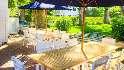 East Wing of Captain's Mansion - Luxury, Waterfront, Town, & Beaches - 5 stars - Foto 5, Garden, Garden view