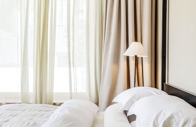 Experience Tranquility at Kelvin Urban Retreat - Photo 23