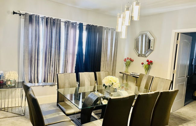 Newly Renovated 2 floor Getaway - Foto 24