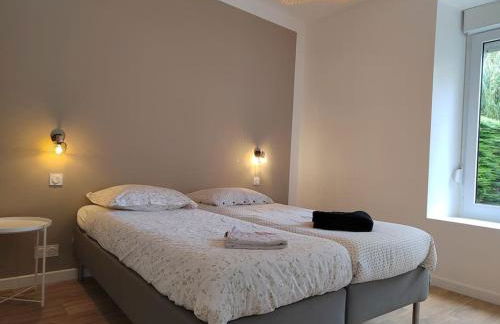 Cœur de ville, spacieux appartement rez de jardin - Photo 10