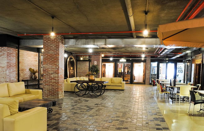 Heritage Square Apartments - Photo 45