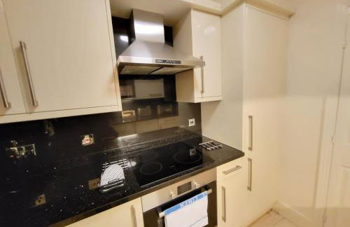 Garland Stylish 2 Bedroom Apartment A Minute Walk From Station - Foto 18