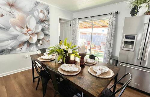 Newly Renovated Home - Sleeps 10 - Foto 4