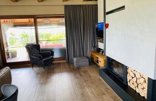 Chata pod strzechą w Beskidach - Foto 30