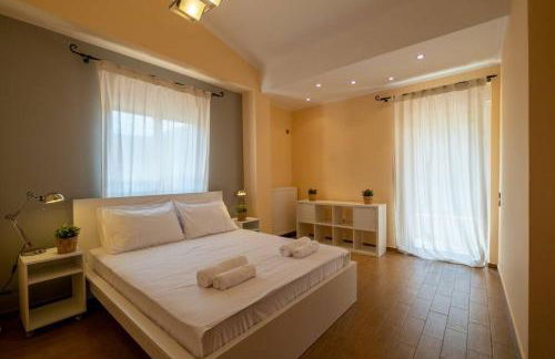 Phoceus Poolfront Grande Villa - Foto 6