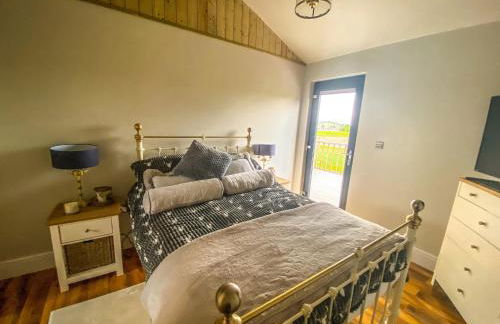 4Bed Lodge Sleeps8-Pet Friendly-Hot Tub-Log Burner - Foto 15
