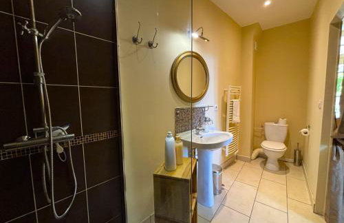 LE TERME maison en pierre dans village tous commerces au coeur du Périgord proche Sarlat et rivière Dordogne - Foto 43