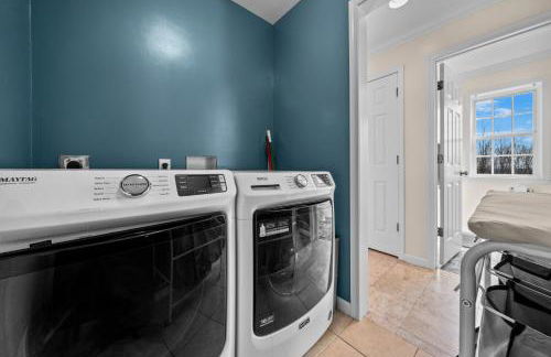 Spacious 6 BR Villa - Serene Scenic Mountain Escape - Foto 39