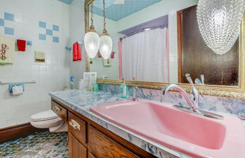 Waterfront Berry Lake Getaway with Sunroom! - Foto 15