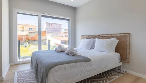 Poolside oasis by Caparica beach - Foto 2