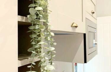 Stunning 1-bedroom annexe flat with own entrance near London - Photo 13