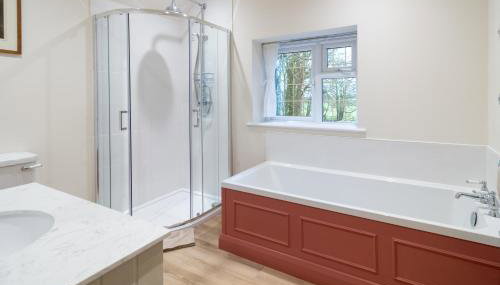 Coachman's House, Maxstoke I Minutes from Birmingham NEC I Perfect for work groups - Foto 3, Shower