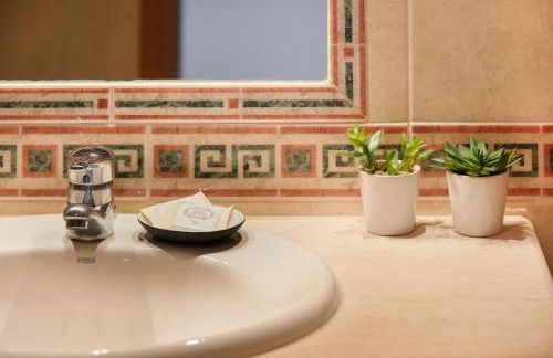 Lightful Refuge on the River Front, By TimeCooler - Foto 45