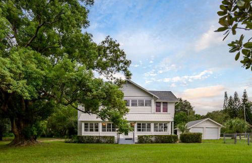 Promise Land Manor Historic home lake access, near parks and venues - Foto 49