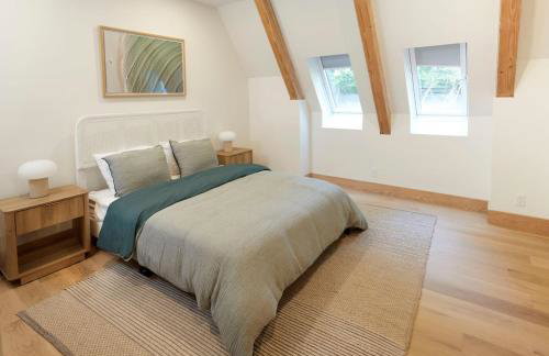 Luxury 5BR A frame w Heated Pool, Walk to Beach - Foto 8
