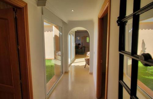 Luxurius Villa with private pool - Photo 21