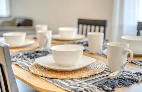 Centrally Located Charming LA Home with Food Scenes - Foto 22