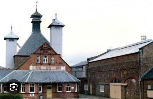 Old Distillery with private parking - Foto 35