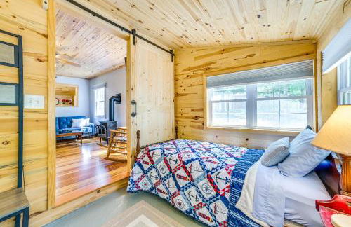 Enchanted Lake Huron Cottage with Beach Access! - Foto 19