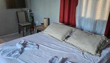 Casa Privativa em Arraial d'Ajuda - 1 Quarto com 2 camas, Cozinha e Banheiro - 10 Minutos do Centro - Sem Estacionamento - Foto 5