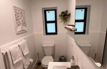 Near Brickell, Beach & Port 10min, Style & Comfort - Photo 23