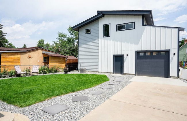 The Beautiful Berkley Homestead Walk to Tennyson - Photo 44