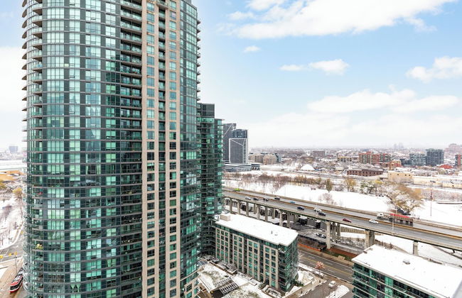 AOC Suites - Luxury Condo - City View - Foto 17