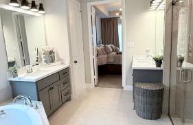 Luxury 5BR Retreat I Resort Access Near La Cantera - Foto 28