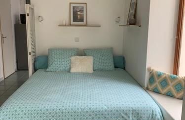 Les Hortensias, charmante petite maison en pierre - Foto 26