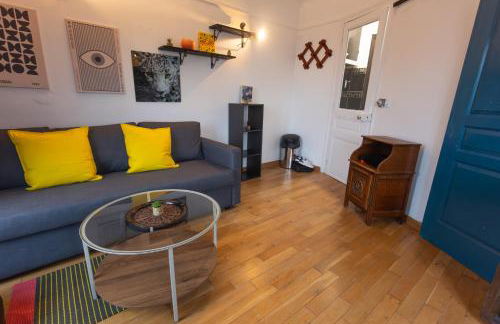 APPARTEMENT CHALEUREUX ARTISTIQUE QUARTIER GARE DU NORD - GARE DE L'EST et GRANDS BOULEVARDS - Foto 23