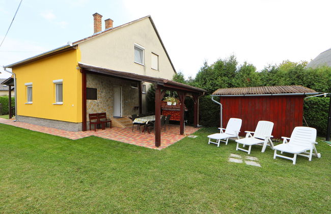 2 bedroom House in Balatonkeresztúr with garden and terrace - Photo 3