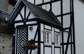 300 Jahre altes Haus in der historischen Altstadt - Foto 2