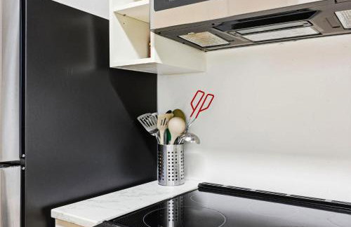 Cozy 2-Floor Home 5BR 3BA 2 Kitchens Backyard - Foto 62