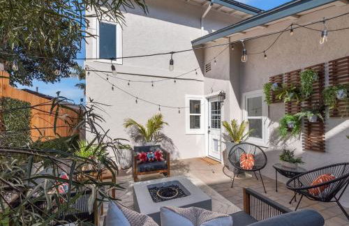 Luxe OB Home, Walk to Beach, Sauna, and Backyard - Photo 41