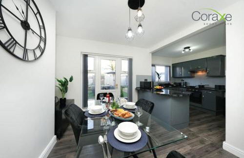 3 Bedroom Luxe Living for Contractors and Families by Coraxe Short Stays - Foto 38