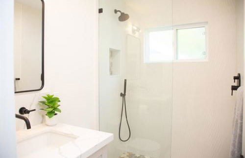 Live the Beach Life in a Quaint Shell Cottage - Foto 16