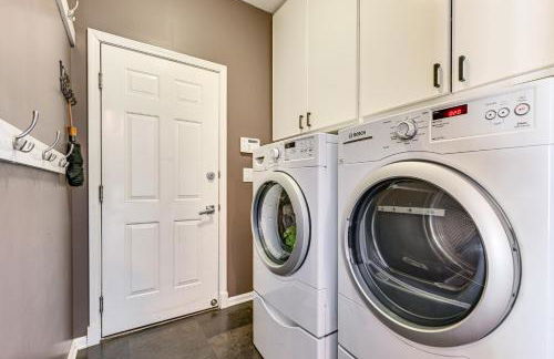 Endless Fun! Family Home with Spacious Yard in Clive - Foto 27