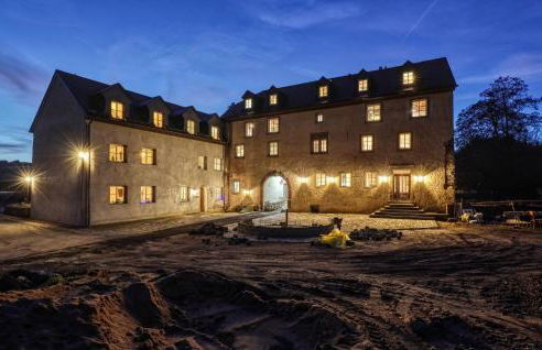 1 Bedroom Lovely Apartment In Irrhausen - Foto 9