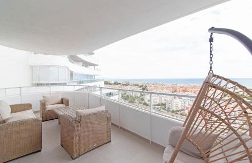Global Properties, Apartamento con vistas al mar, 2 terrazas y piscina en Canet d'en Berenguer - Photo 1
