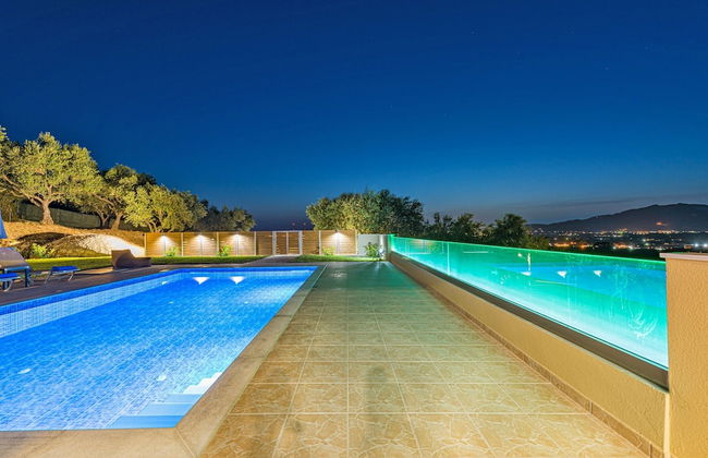 VILLA HILL FAMILIES ONLY - Photo 15