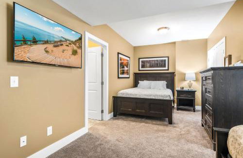 Golf in Luxury - 4BDR Home on Agaming Golf Course - by Torch Lake - Foto 20