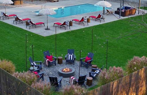 Pine & Paddle Getaway Game Room Hot Tub Pool - Foto 66